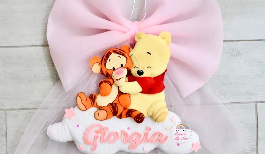 Fiocco nascita Winnie The Pooh in feltro pannolenci nome Giorgia