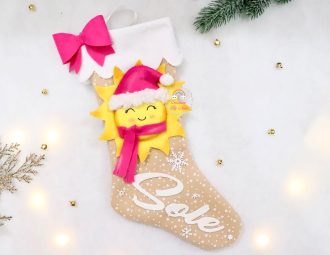 Calza Befana natalizia con il personaggio Sole personalizzato in feltro
