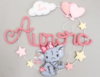 Fiocco nascita elefantina con nome Aurora in tricotin