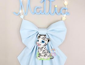 Fiocco nascita tigre bianca con nome Mattia in tricotin, feltro e pannolenci
