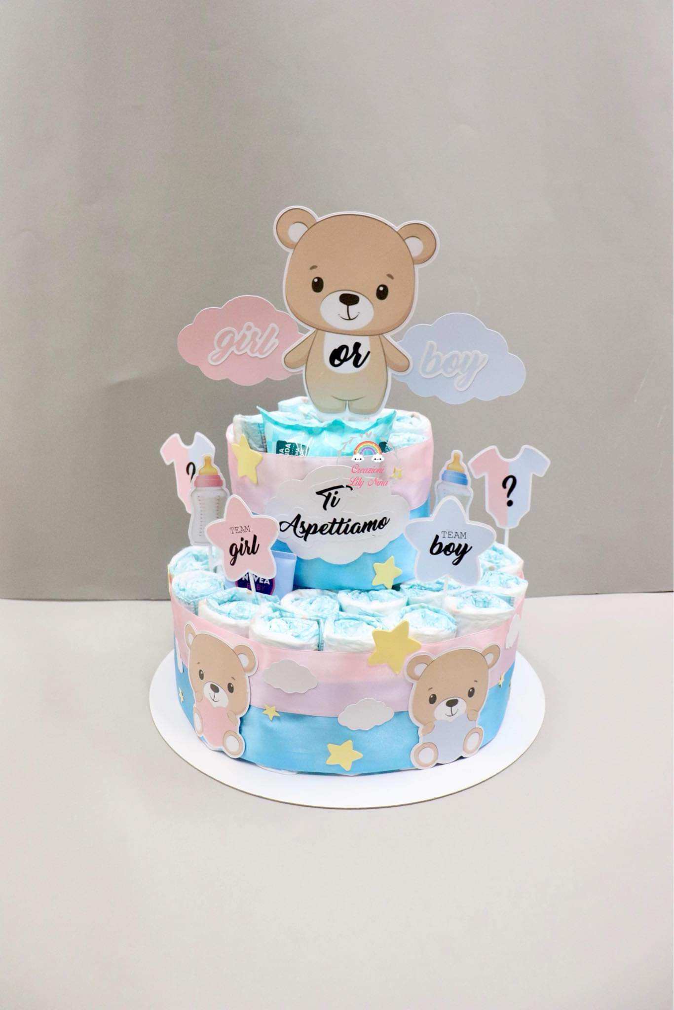 Tortapannolini a tema orsetto boy or girl per Gender Reveal party 