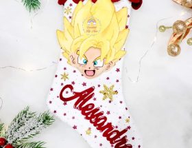 Calza befana natalizia Goku nome Alessandro feltro pannolenci diy idee regalo