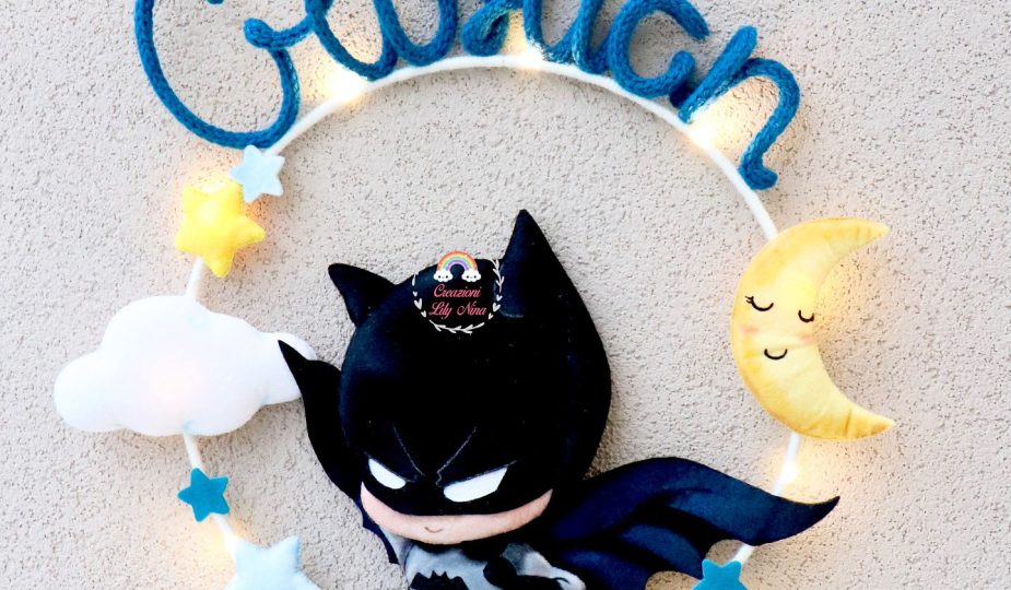 Fiocco nascita Batman con nome Cristian in tricotin feltro pannolenci