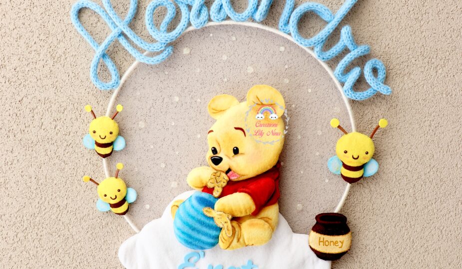 Fiocco nascita Winnie the Pooh e apine in feltro pannolenci diy